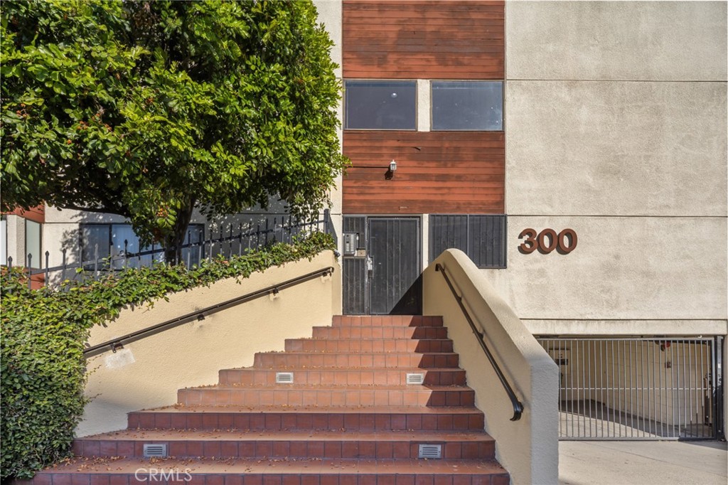 300 S Reno Street 303