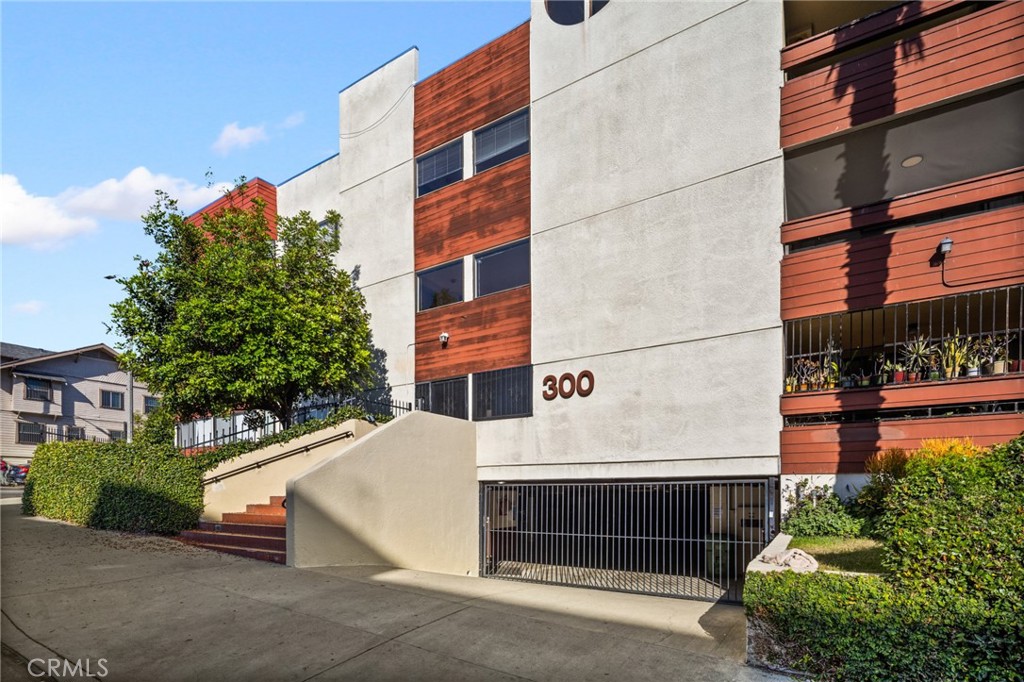 300 S Reno Street 303