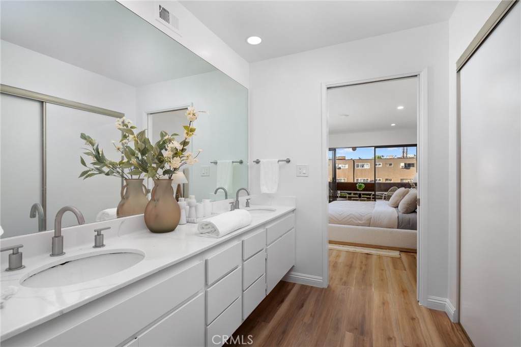 300 S Reno Street 303