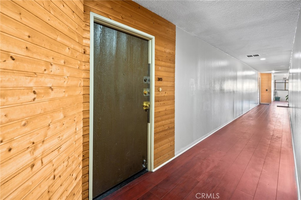 300 S Reno Street 303