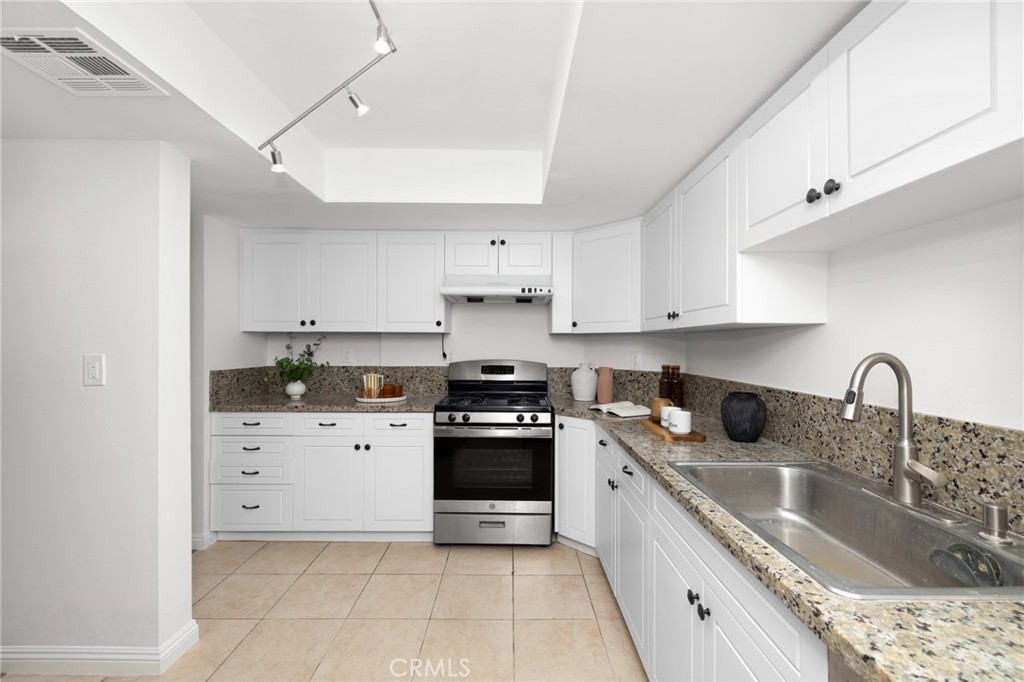 300 S Reno Street 303