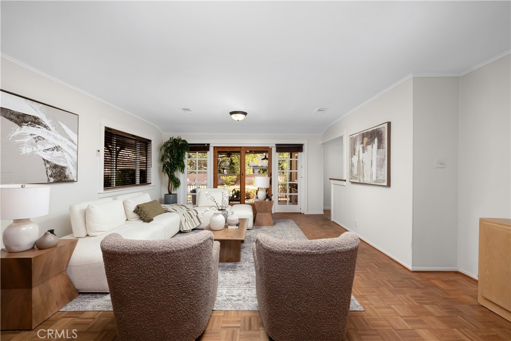 166 W Las Flores Avenue