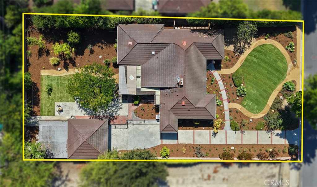 166 W Las Flores Avenue