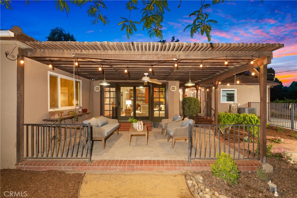 166 W Las Flores Avenue