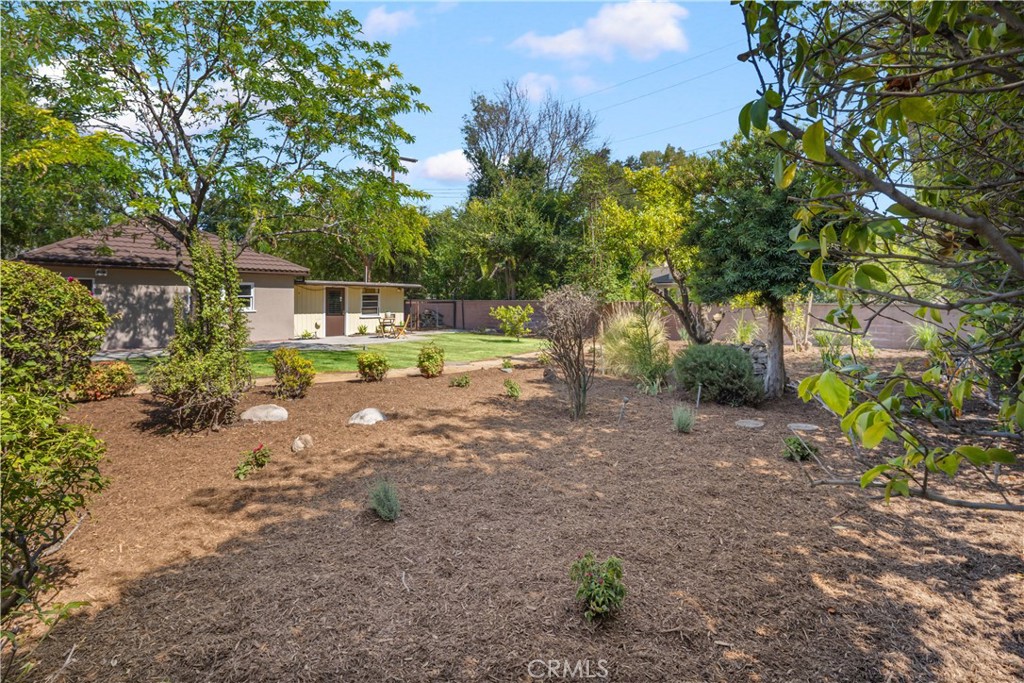 166 W Las Flores Avenue