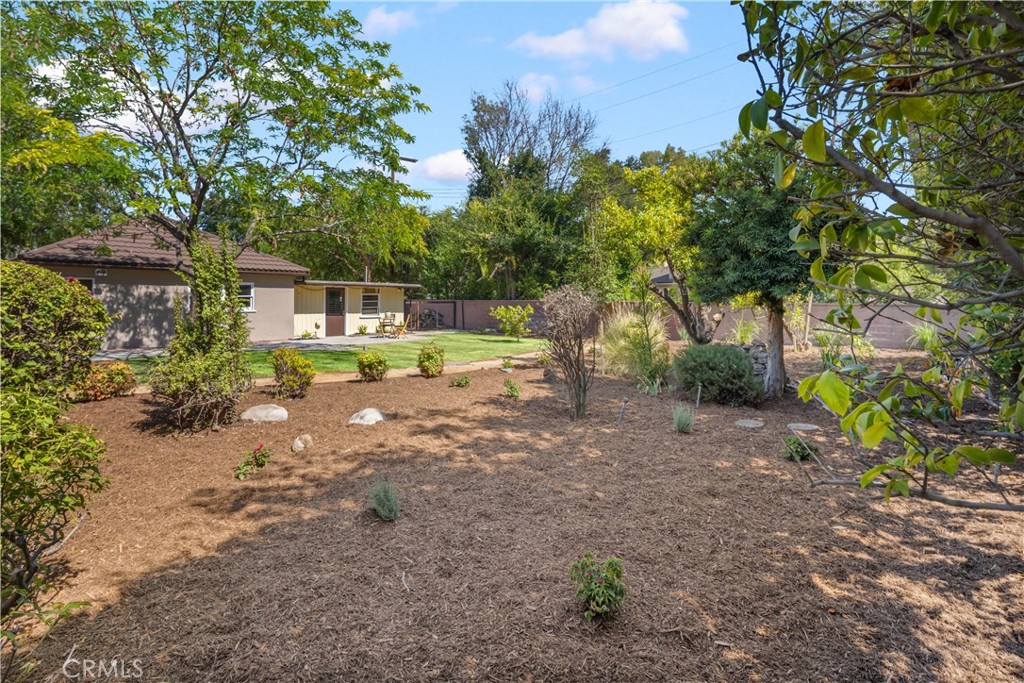 166 W Las Flores Avenue