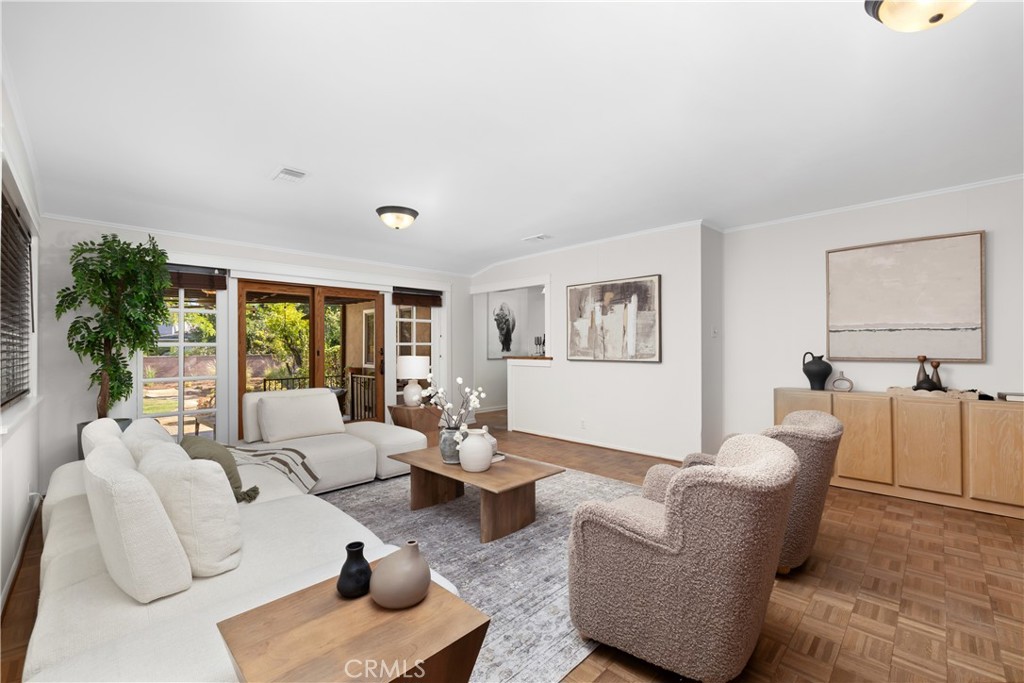 166 W Las Flores Avenue