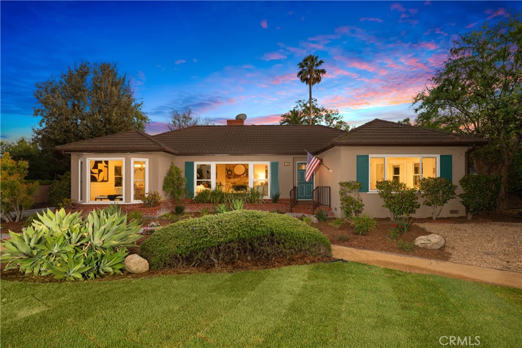 166 W Las Flores Avenue