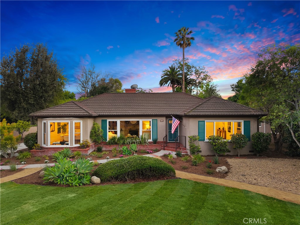 166 W Las Flores Avenue