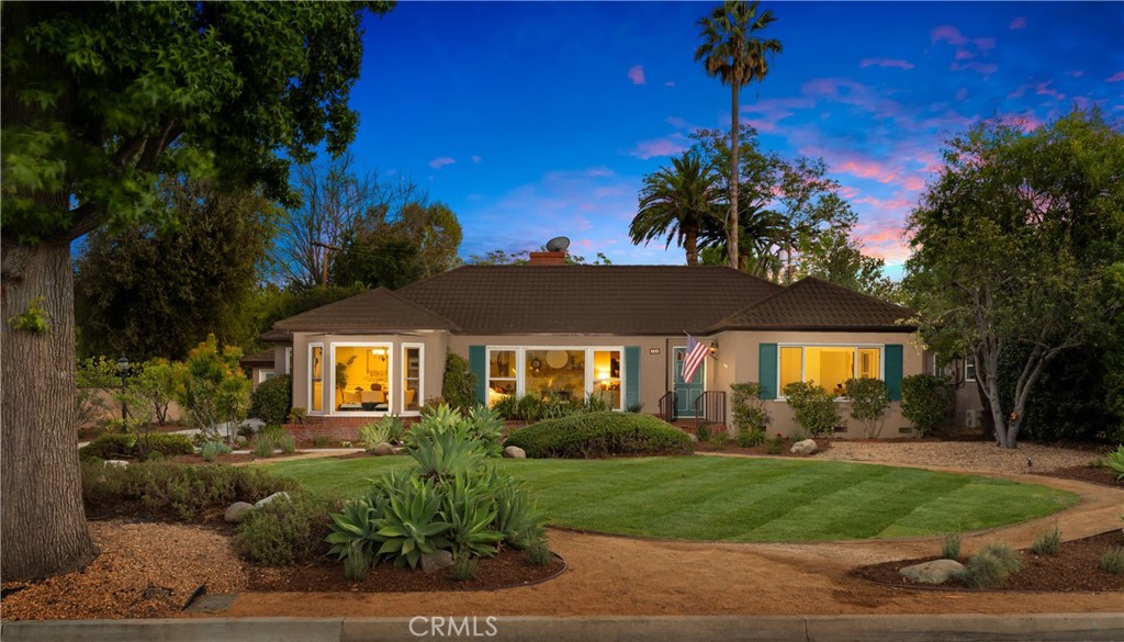 166 W Las Flores Avenue