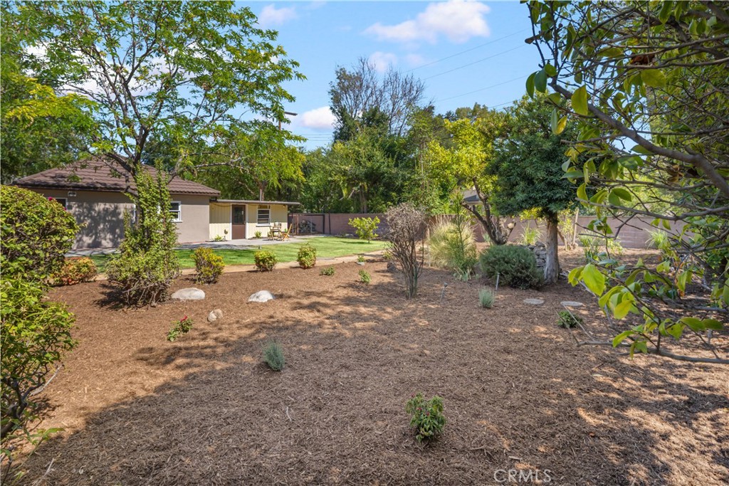 166 W Las Flores Avenue
