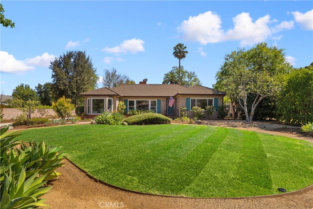 166 W Las Flores Avenue