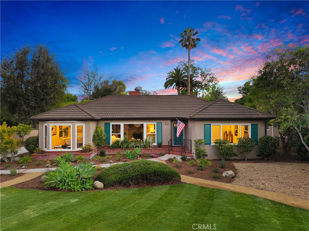 166 W Las Flores Avenue