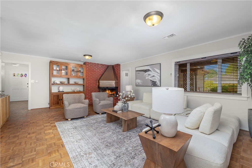 166 W Las Flores Avenue