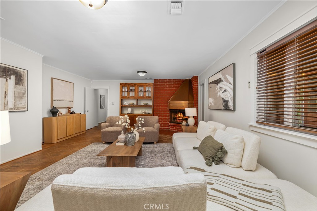 166 W Las Flores Avenue