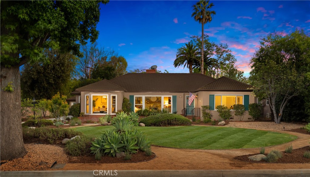 166 W Las Flores Avenue