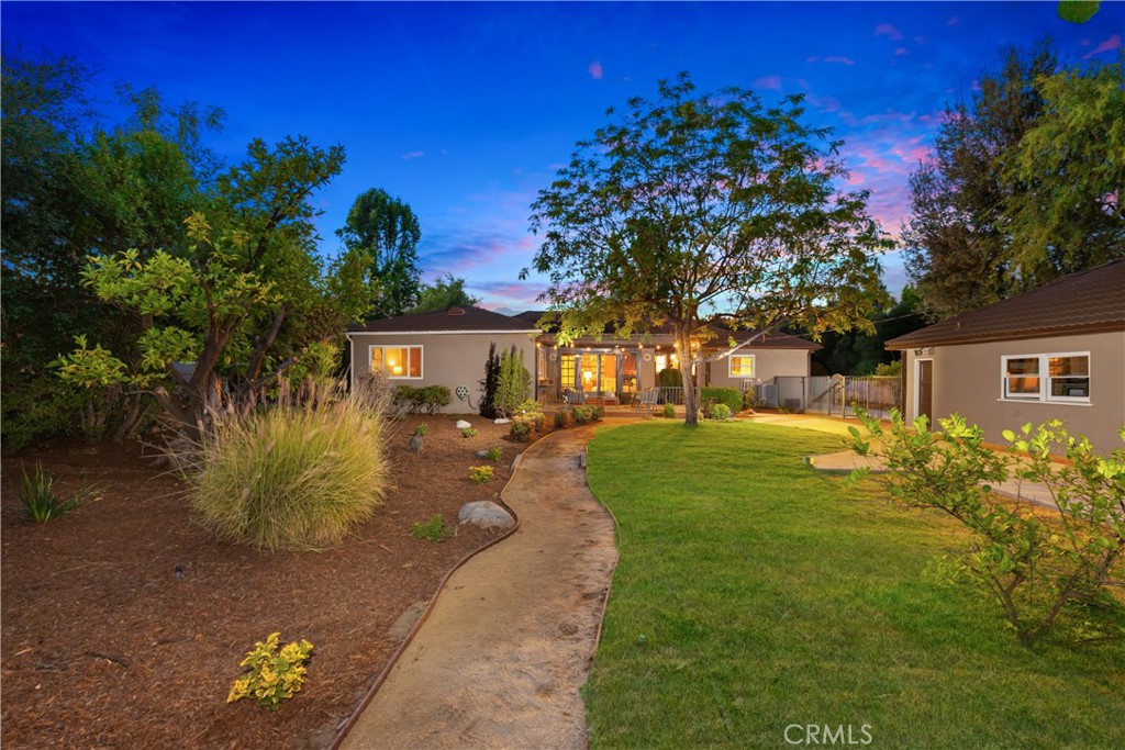 166 W Las Flores Avenue