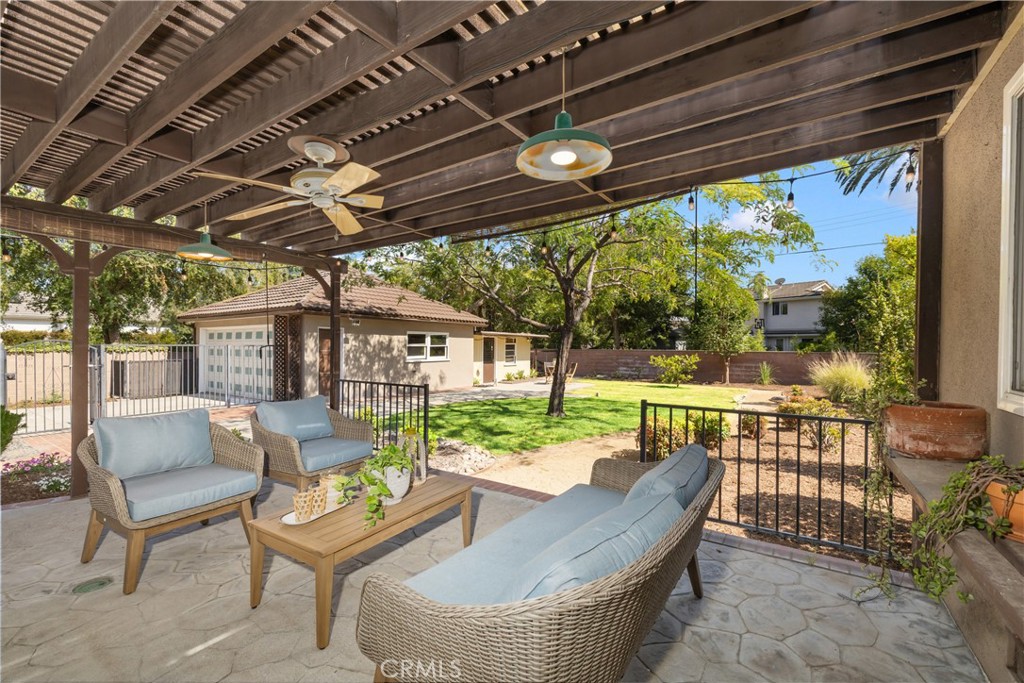 166 W Las Flores Avenue