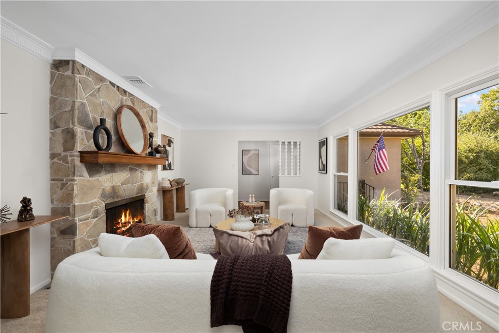 166 W Las Flores Avenue