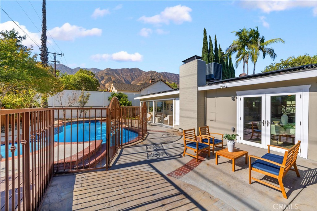 1255 Hastings Ranch Drive