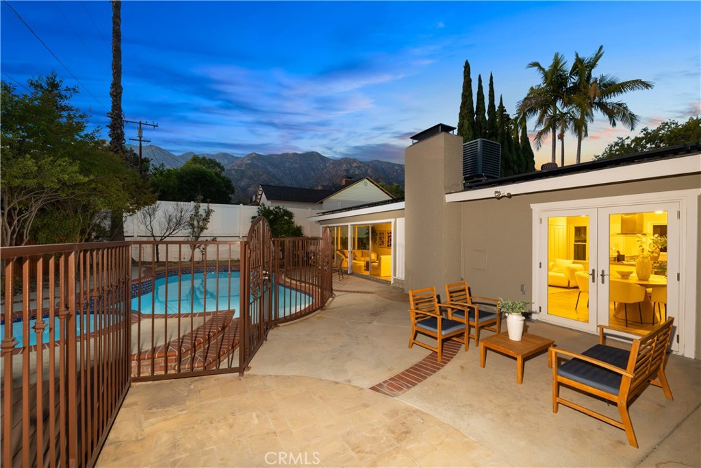 1255 Hastings Ranch Drive