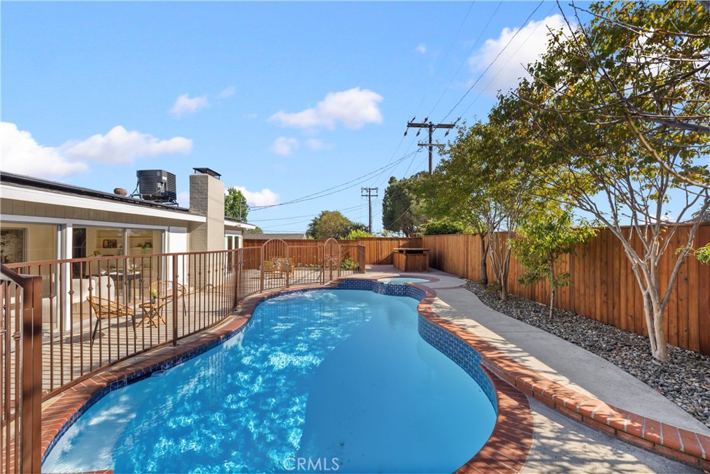 1255 Hastings Ranch Drive