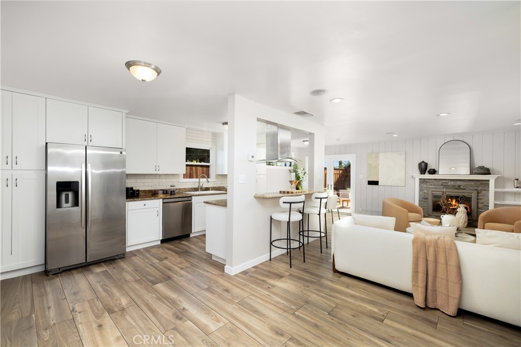 1255 Hastings Ranch Drive