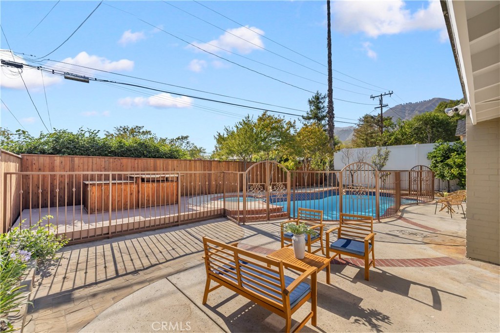 1255 Hastings Ranch Drive