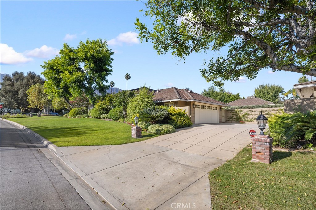 340 Arbolada Drive