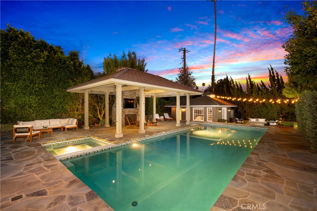 340 Arbolada Drive
