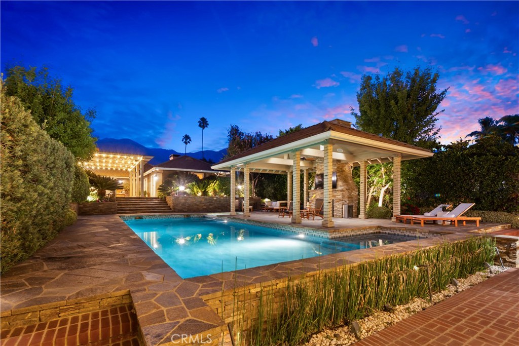 340 Arbolada Drive