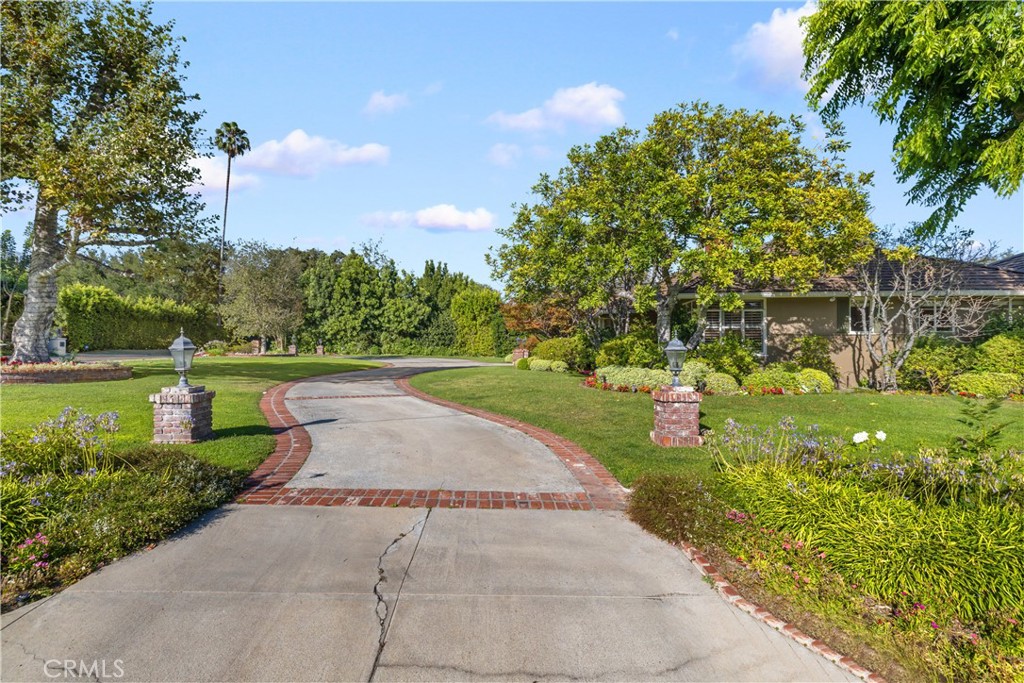 340 Arbolada Drive