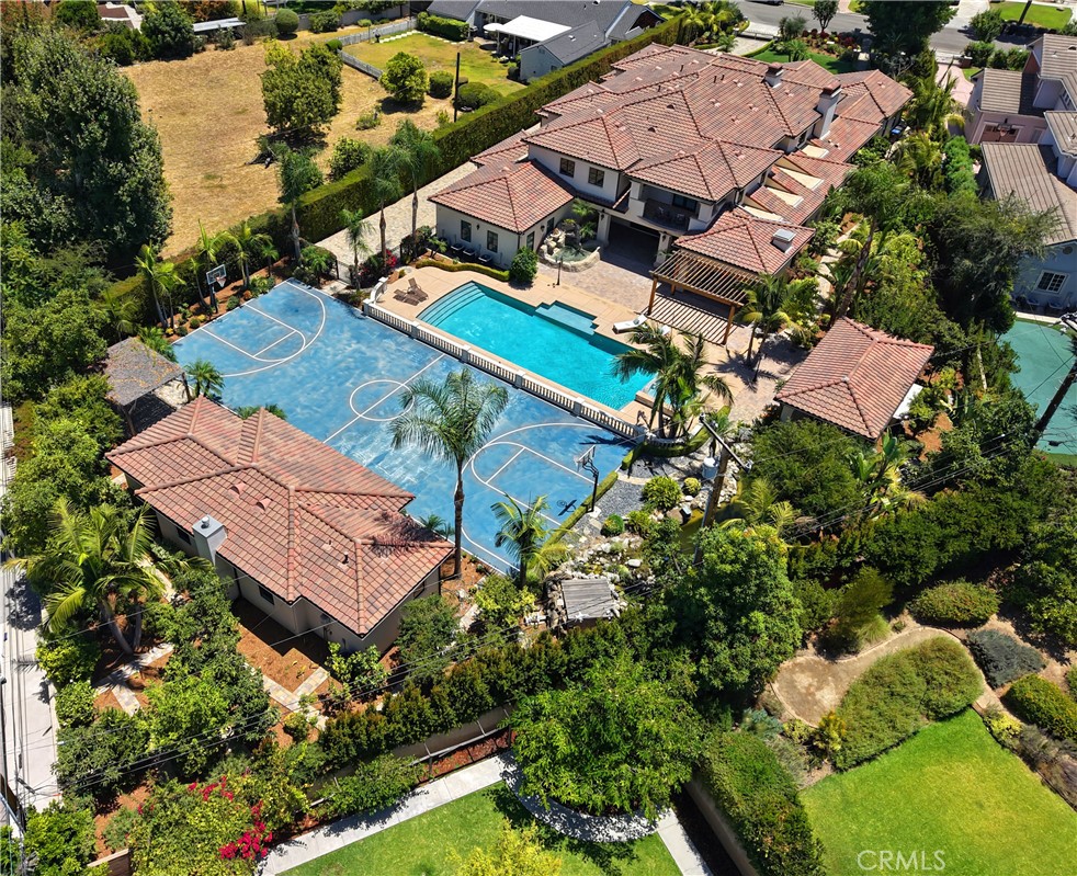 251 Longley Way