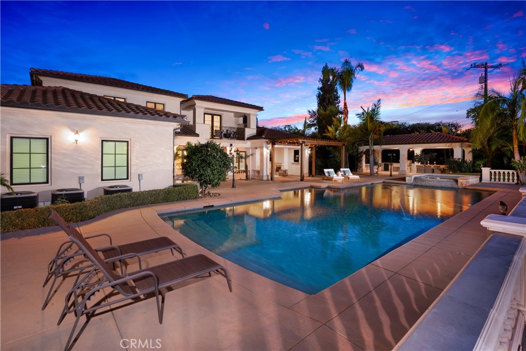 251 Longley Way