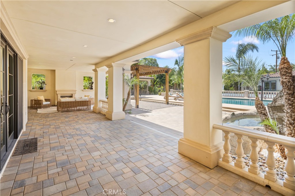 251 Longley Way