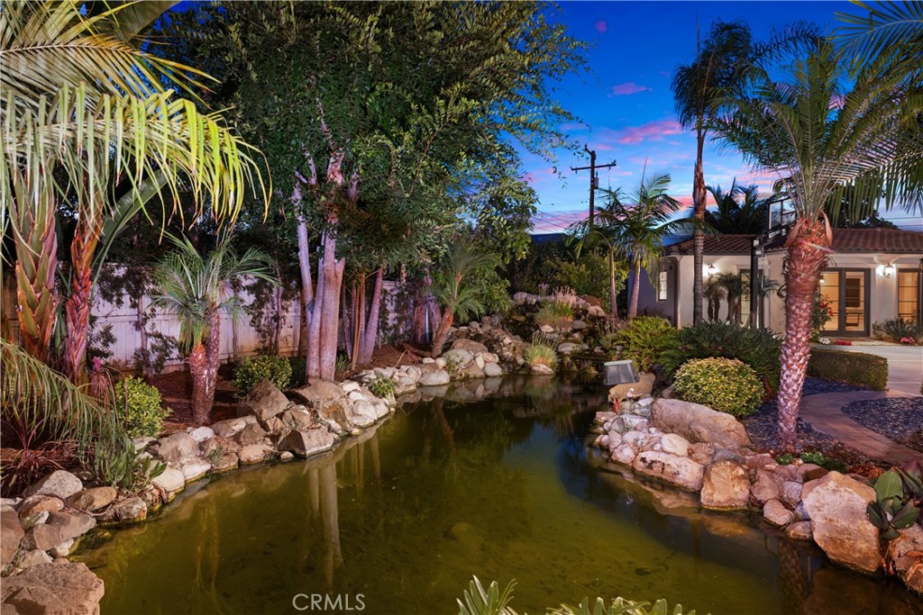 251 Longley Way