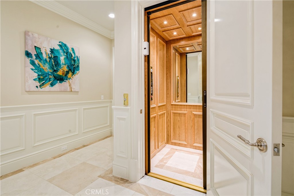 251 Longley Way
