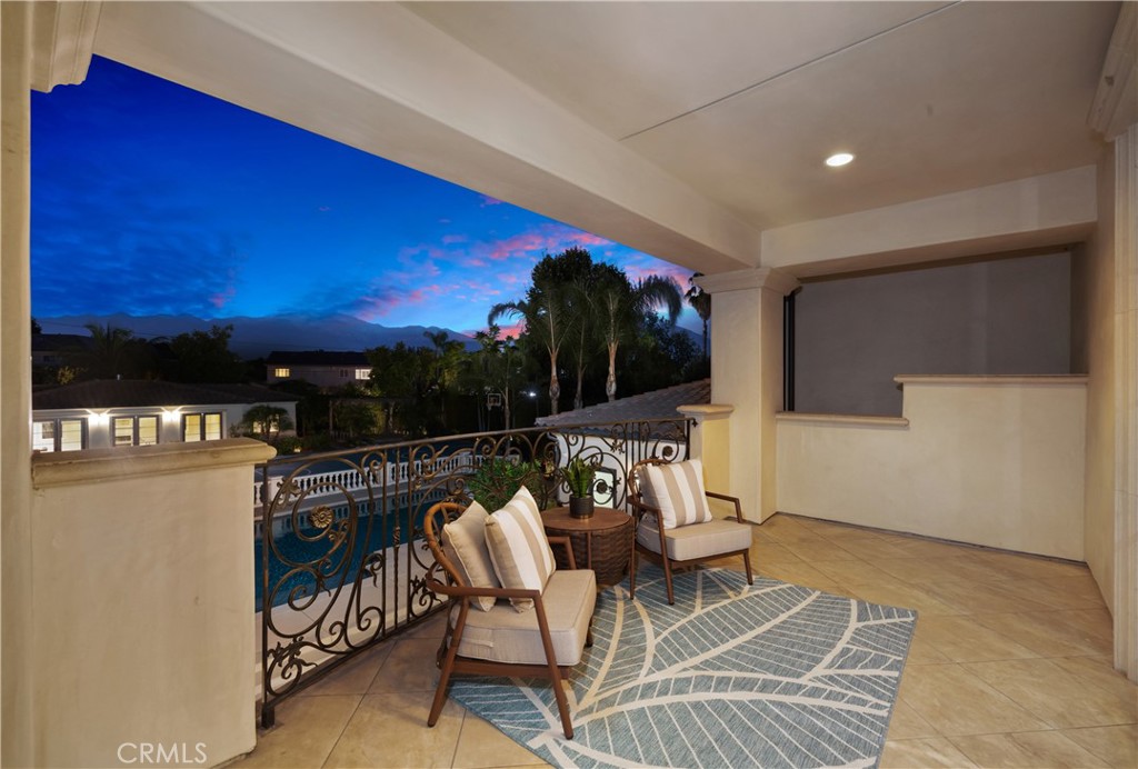 251 Longley Way