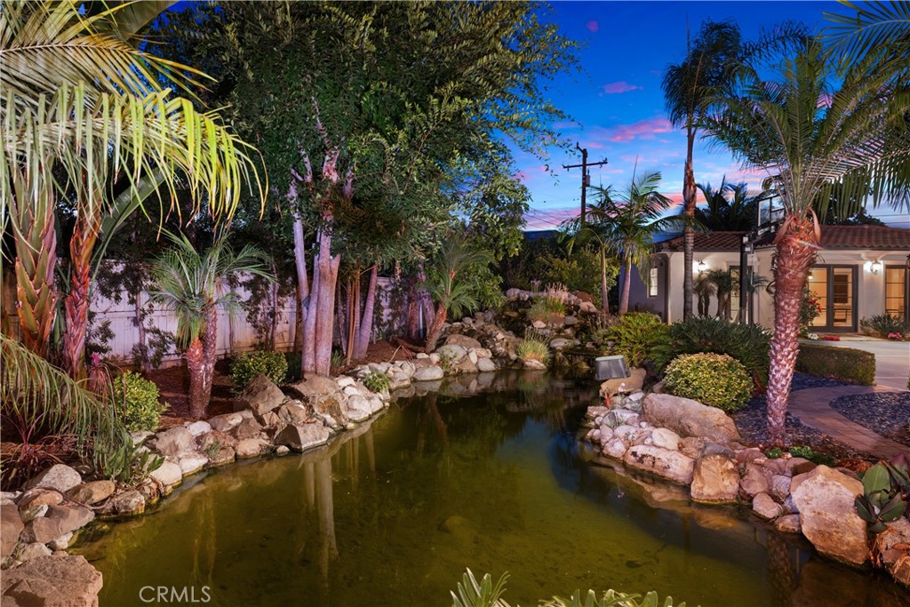 251 Longley Way