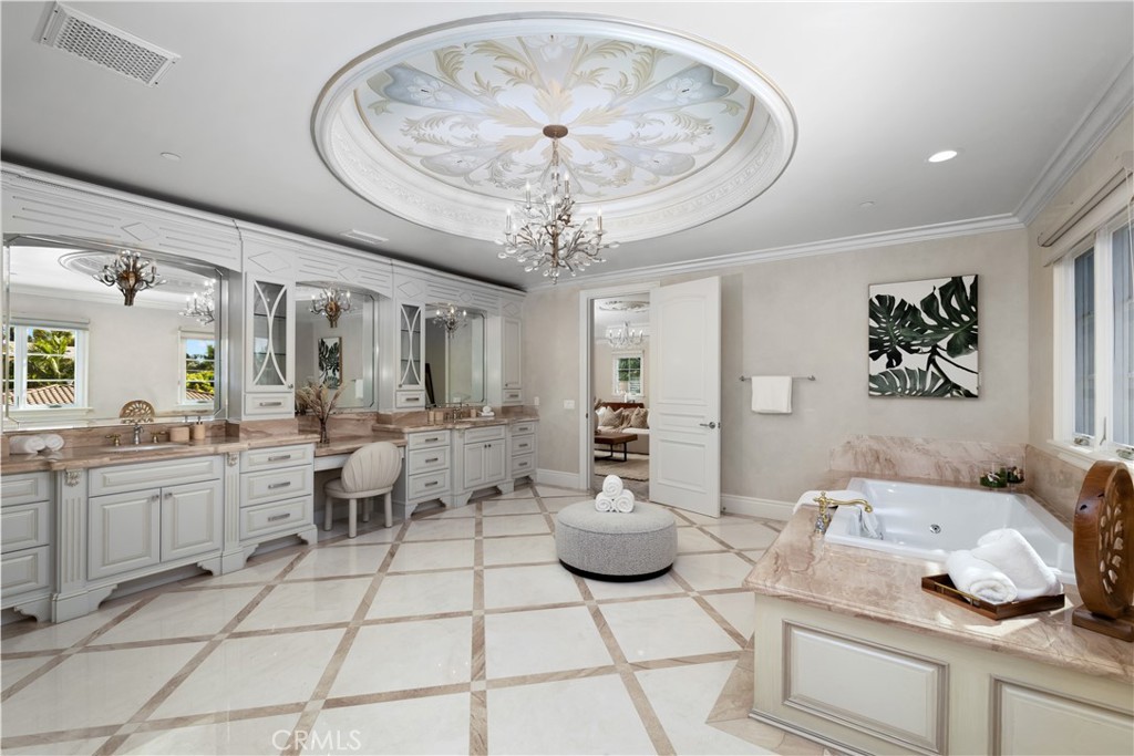 251 Longley Way