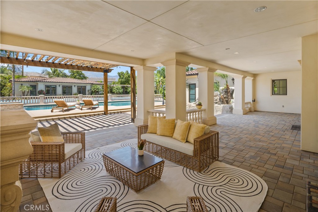251 Longley Way