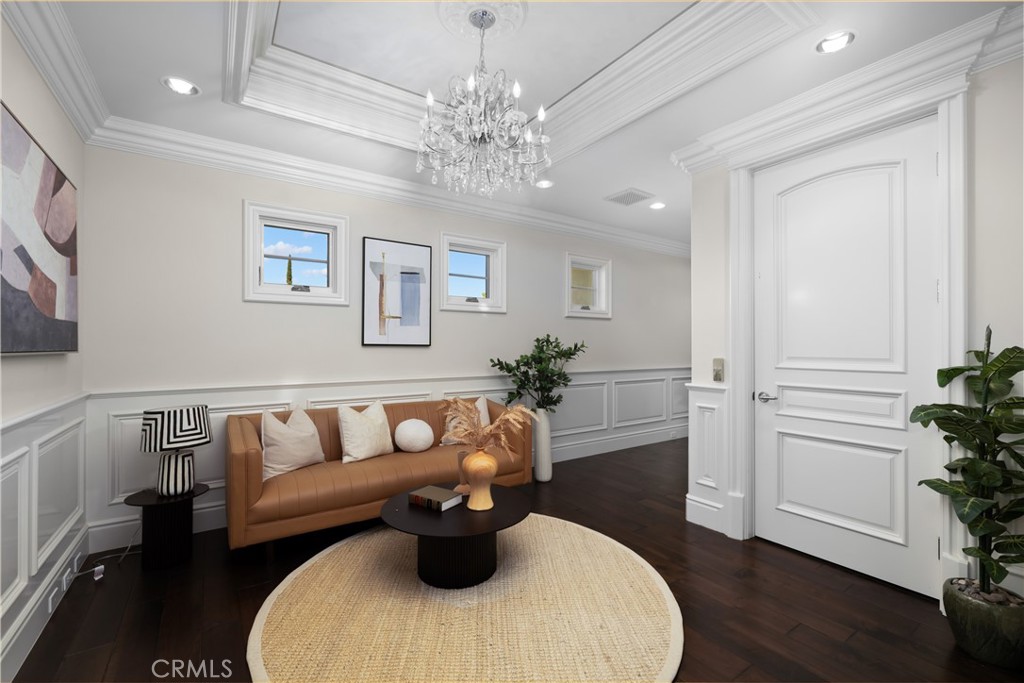 251 Longley Way