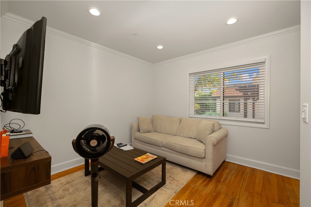302 Highland Place