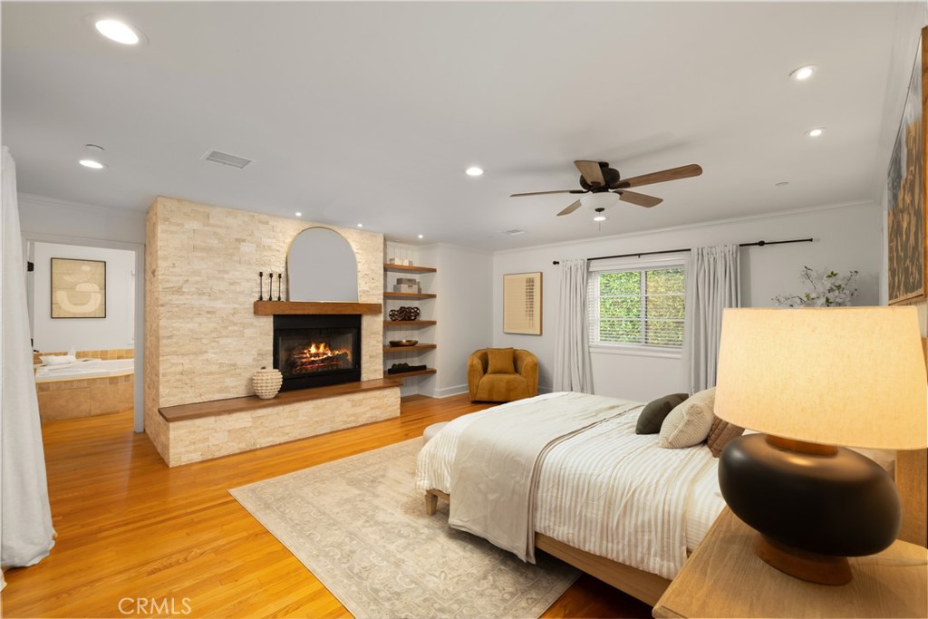 302 Highland Place