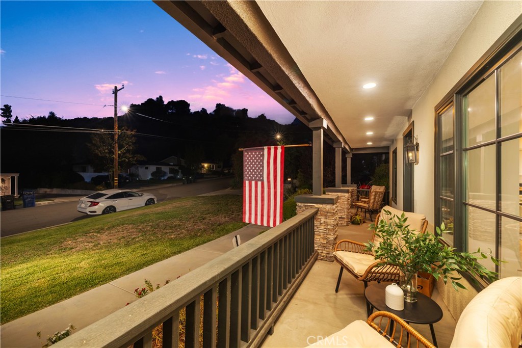 302 Highland Place
