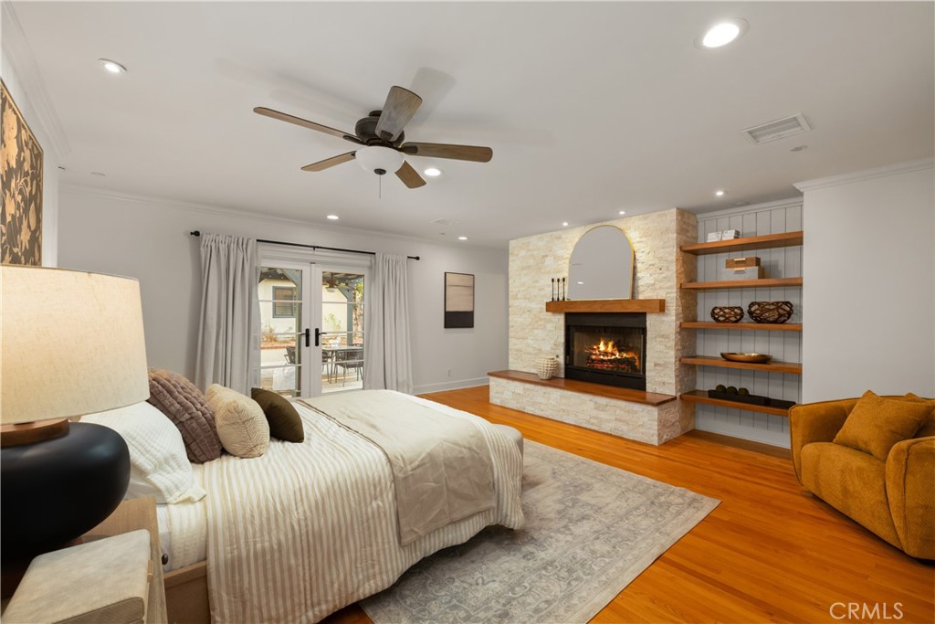 302 Highland Place