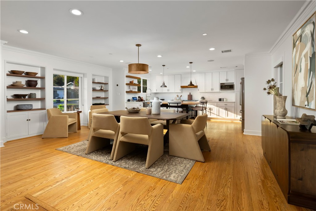 302 Highland Place