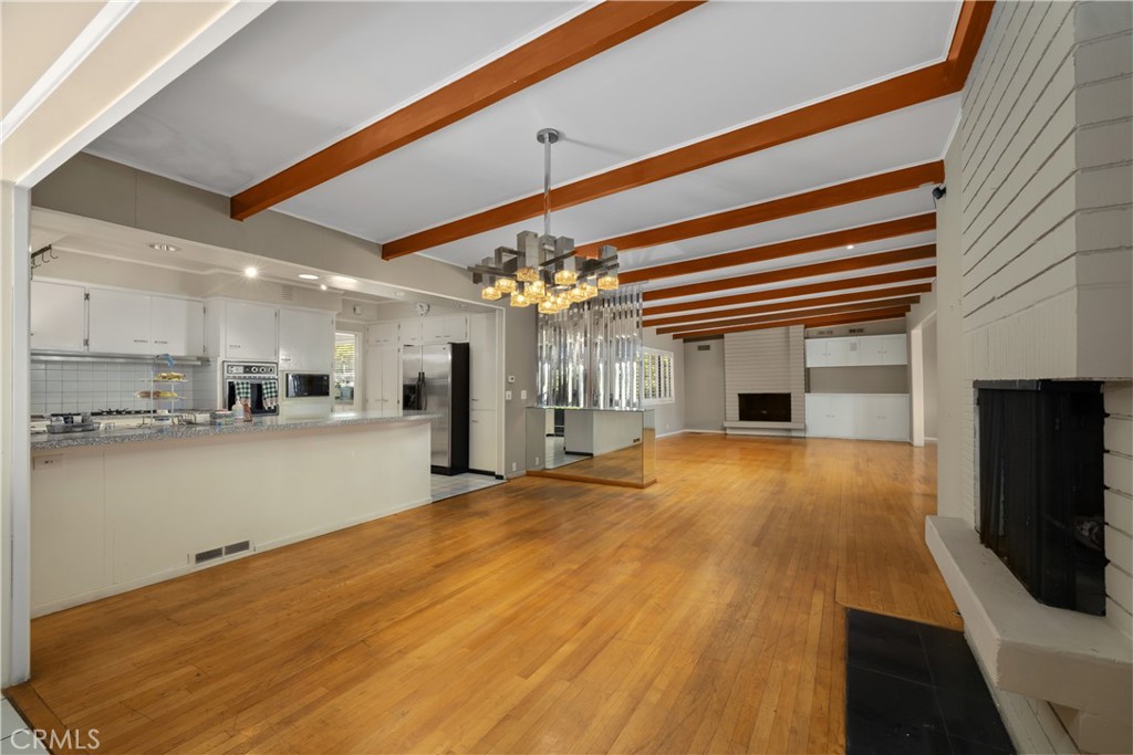 595 Rim Road