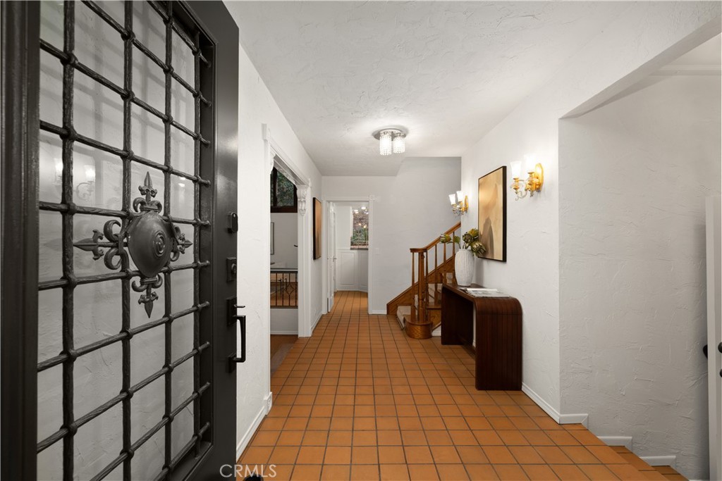 16 Hidden Valley Road