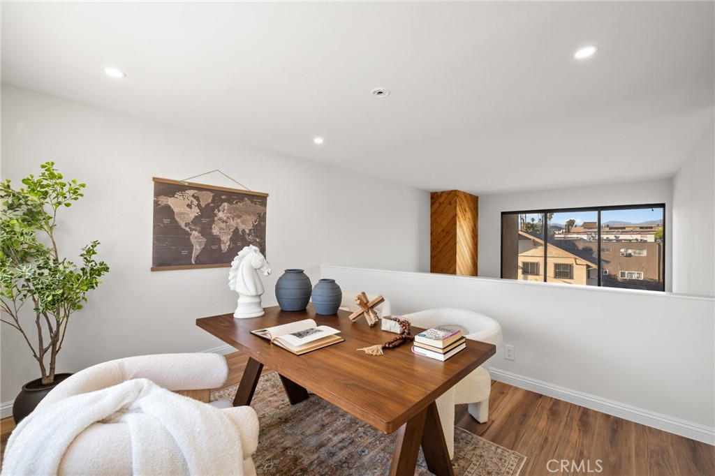300 S Reno Street 303